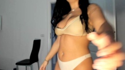 Moniqueeass  12-08-2020